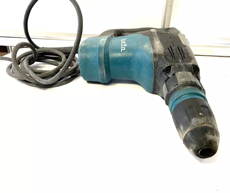 MAKITA MŁOT UDAROWO-OBROTOWY SDS-MAX HR4003C