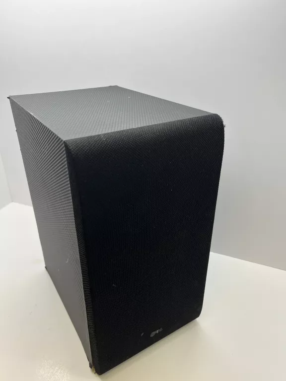 SOUNDBAR LG SJ3 DGBRLLZ + SUBWOOFER + PILOT