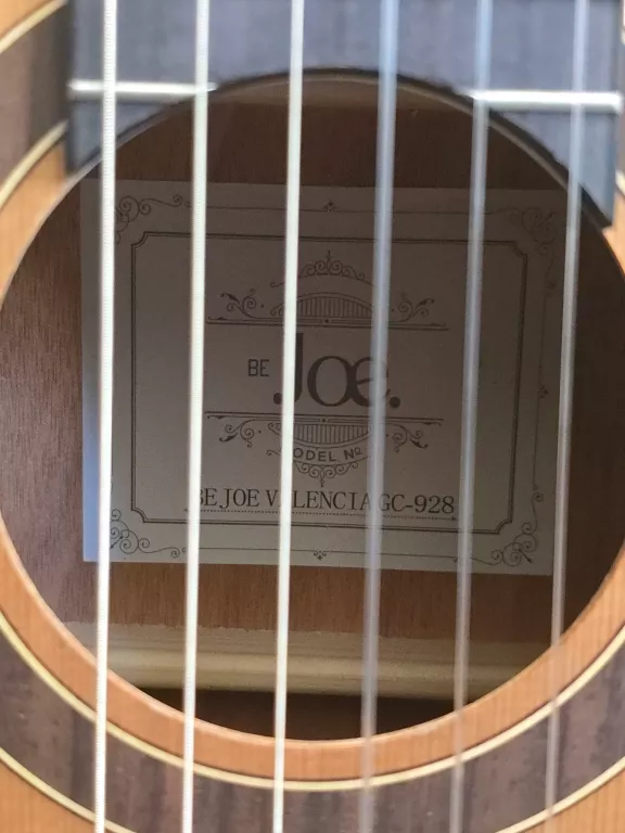 BE JOE VALENCIA GC-928 - GITARA KLASYCZNA 4/4 + POKROWIEC