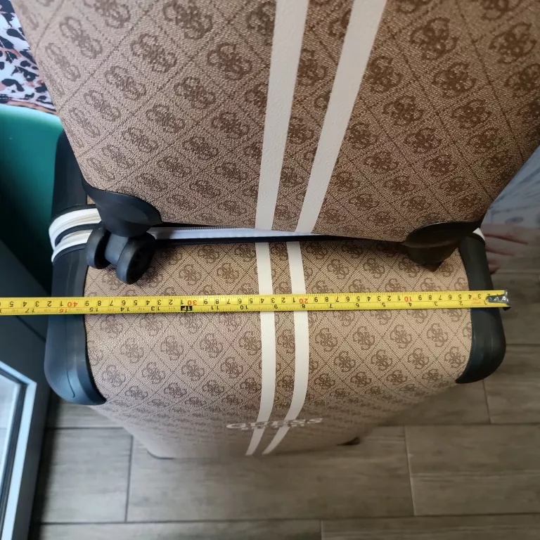 2-walizki-guess-wielkosc-203937-218445