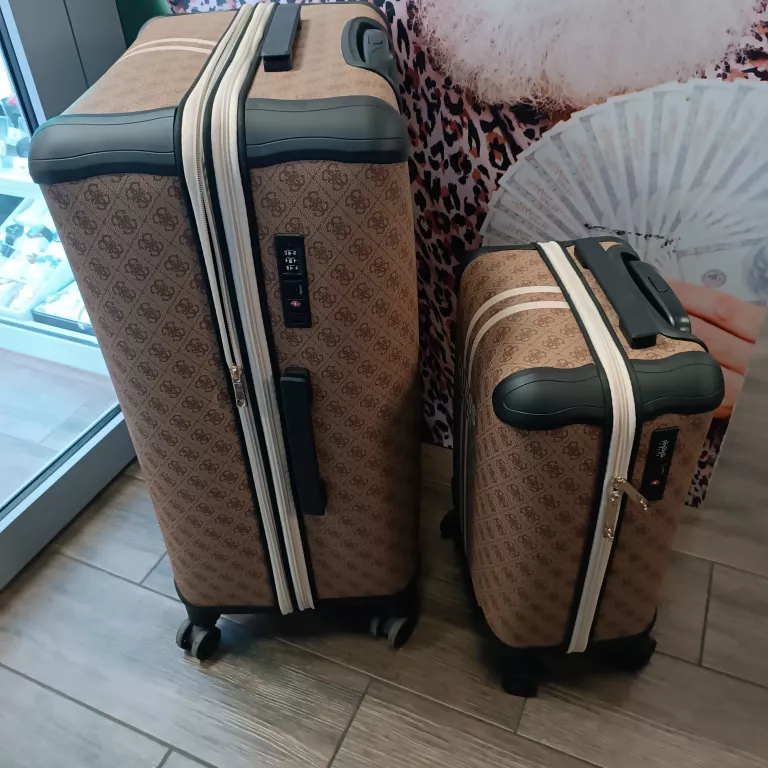 2-walizki-guess-model-tmvzls