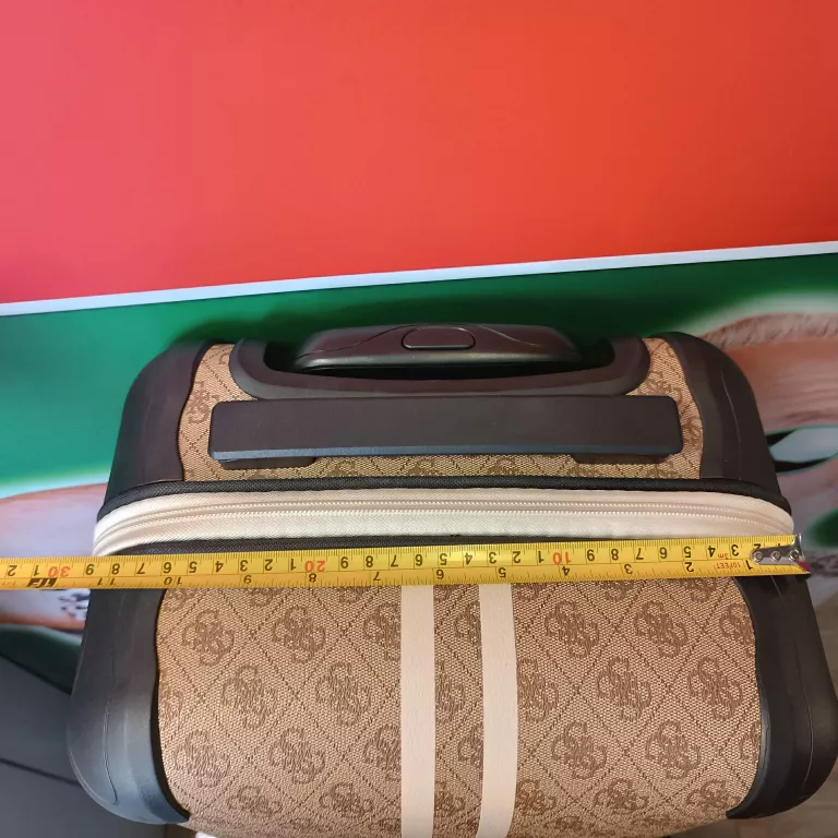 2-walizki-guess-stan-11323-2