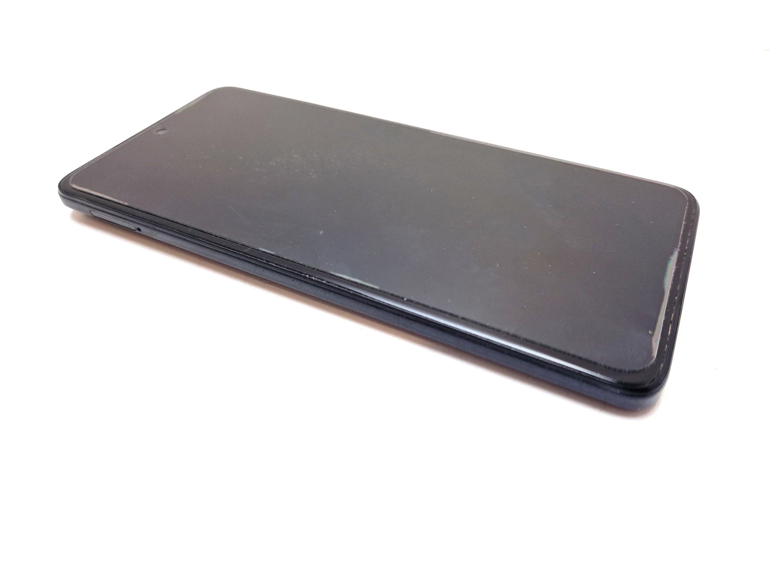 smartfon-motorola-moto-g72-8-gb-128-gb-4g-lte-szary-kolor-127448-3