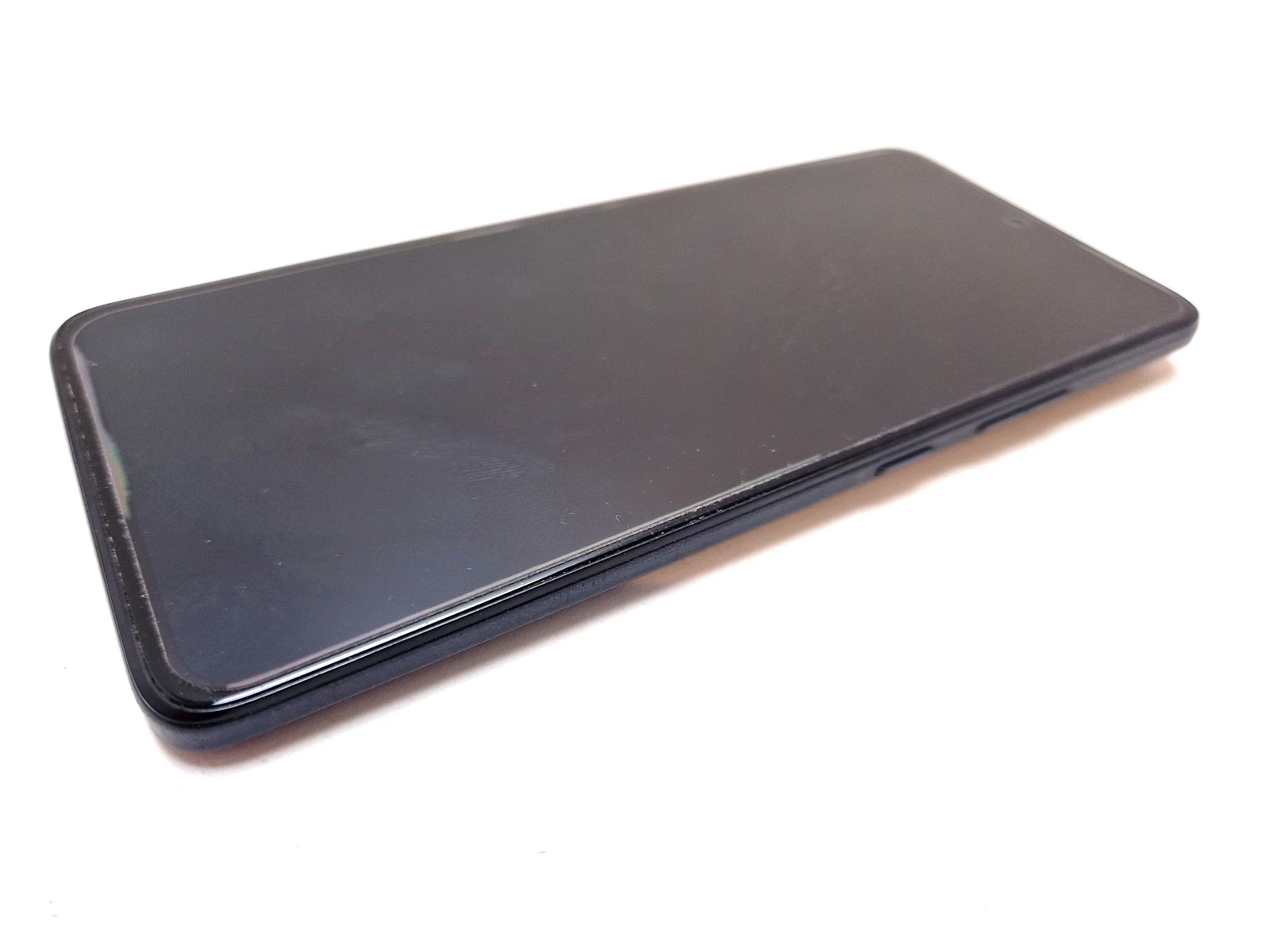 smartfon-motorola-moto-g72-8-gb-128-gb-4g-lte-szary-stan-11323-2