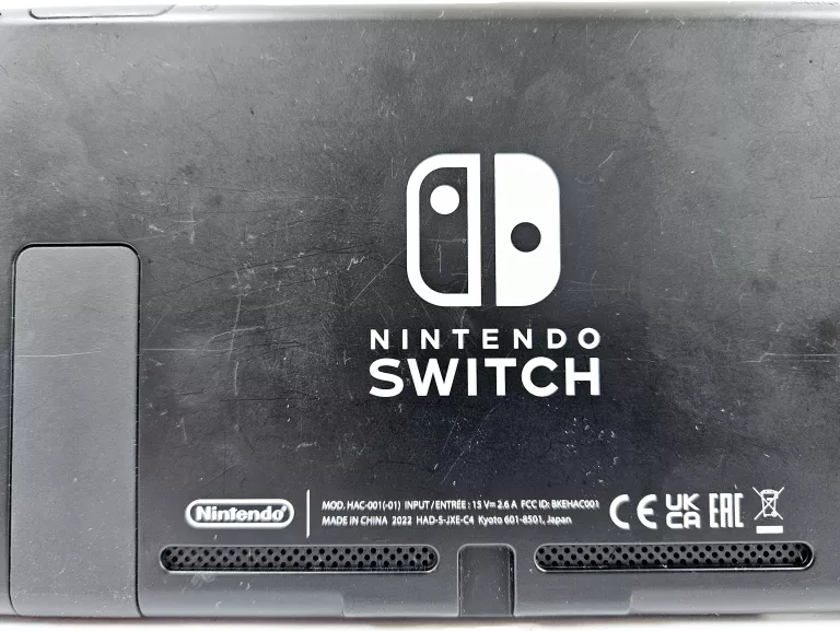 KONSOLA KONSOLA NINTENDO SWITCH HAC-001 + TRZY GRY