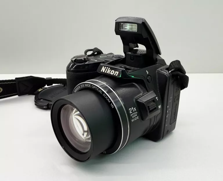 APARAT NIKON COOLPIX L120