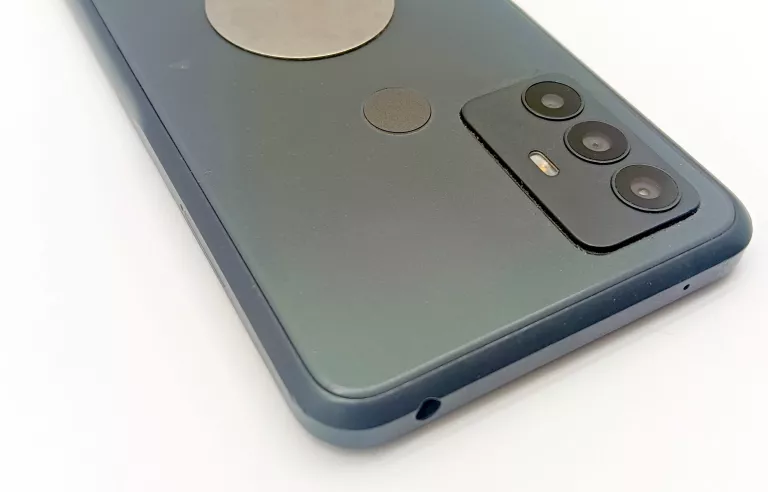 TELEFON TCL 306