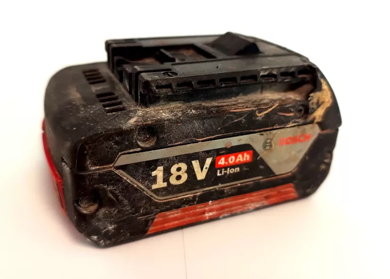 AKUMULATOR BOSCH 18V 4AH