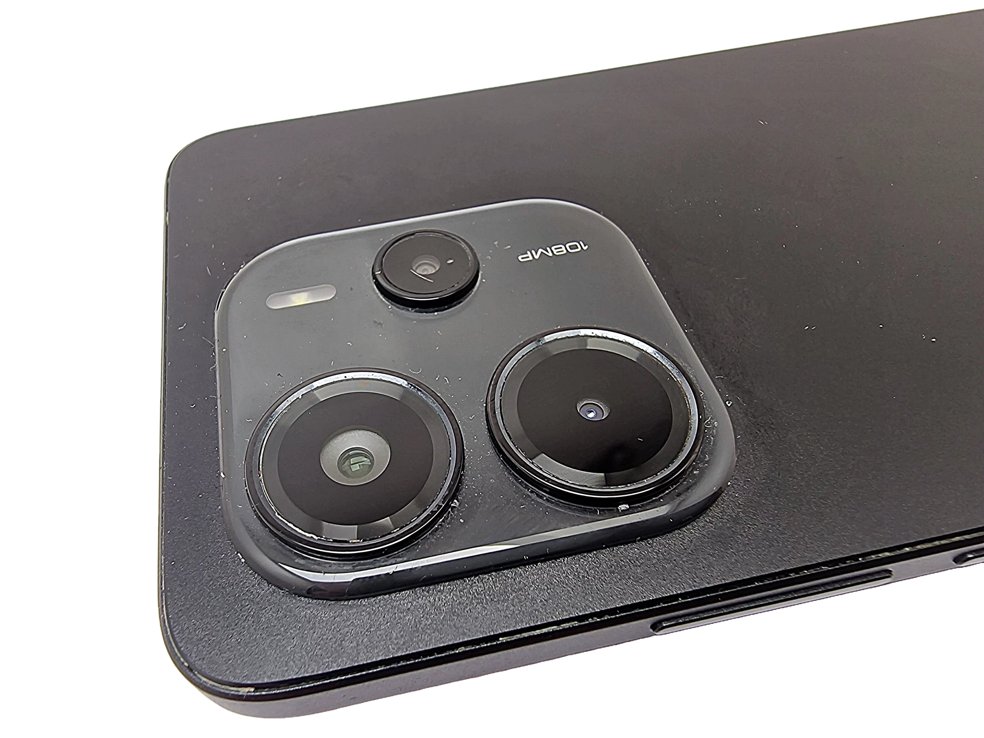 telefon-xiaomi-redmi-note-14-8256gb-opis-przekatna-ekranu-667