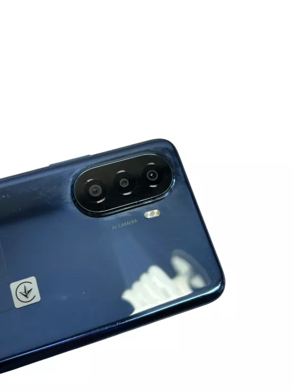 TELEFON HUAWEI NOVA Y70