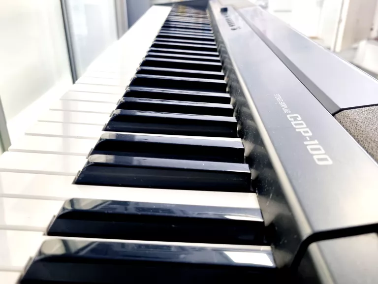 PIANINO CYFROWE CASIO CDP-100 (STATYW/PEDAŁ/ZAS/PULPIT)