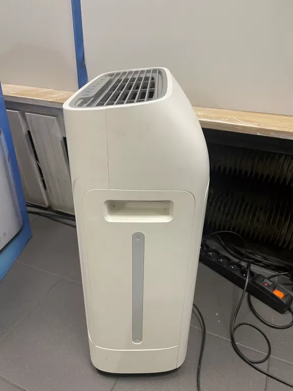OCZYSZCZACZ POWIETRZA PHILIPS AC2889