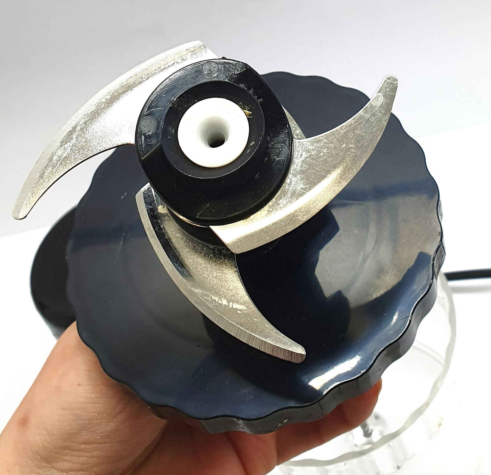 rozdrabniacz-wielofunkcyjny-ak-3653-bergo-kitchen-300w-kolor-dominujacy-129357-3