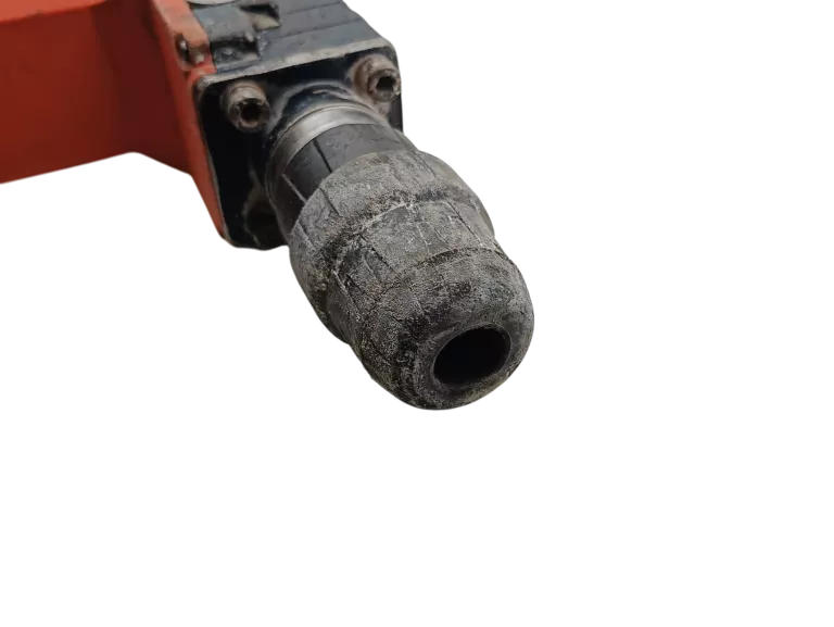 MŁOT DŁUTUJĄCY YT-82133 15J 4,8KGW SDS-MAX