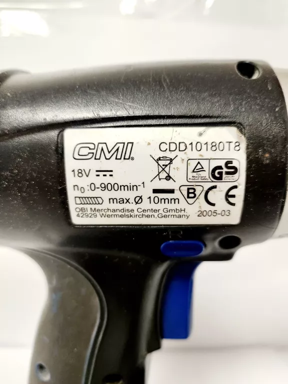 WKRĘTARKA CMI CDD10180T8 Z 2 AKUMULATORAMI I ŁADOWARKĄ