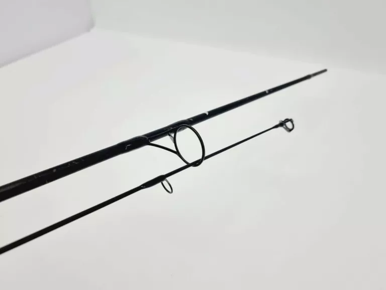PROLOGIC C-SERIES COMPACT WĘDKA 2,4 M 2,25 LB KOŁOWROTEK JAXON