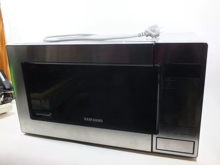 KUCHAENKA MIKROFALOWA ME83M SAMSUNG