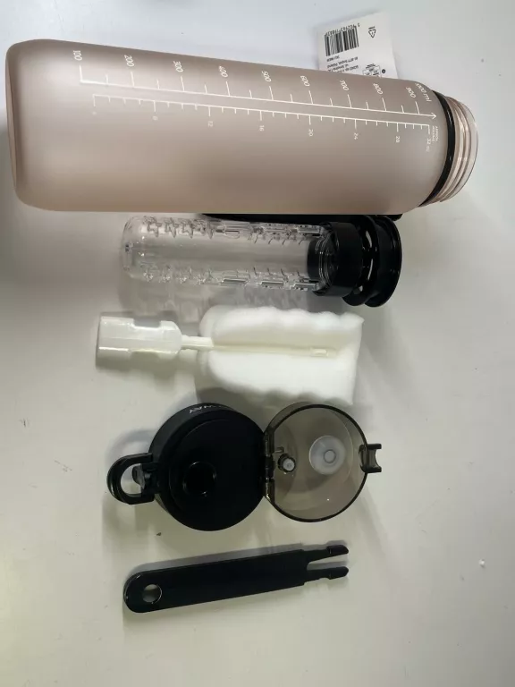 momo-way-butelka-na-wode-szaro-czarna-filtrujaca-litr-kalwaryjska-37-krakow-kotkiewicz-sj