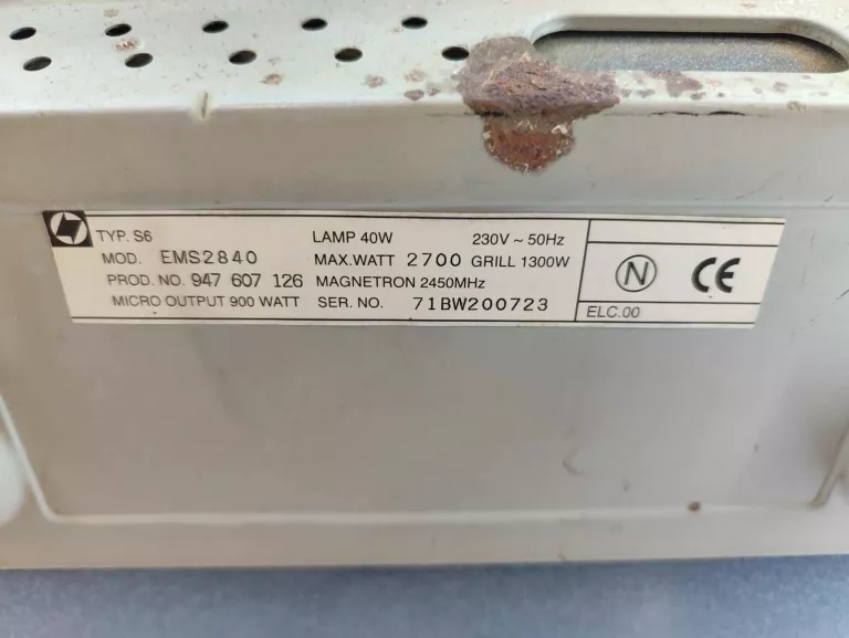 KUCHENKA MIKROFALOWA ELECTROLUX EMS 2840 GRILL