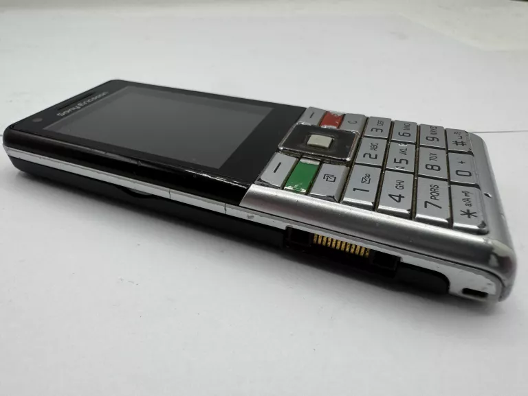 TELEFON SONY ERICSSON J105I
