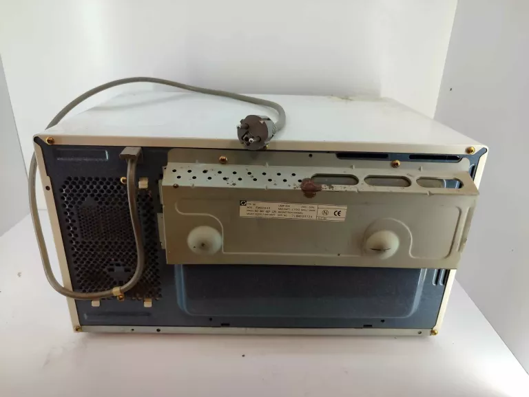KUCHENKA MIKROFALOWA ELECTROLUX EMS 2840 GRILL