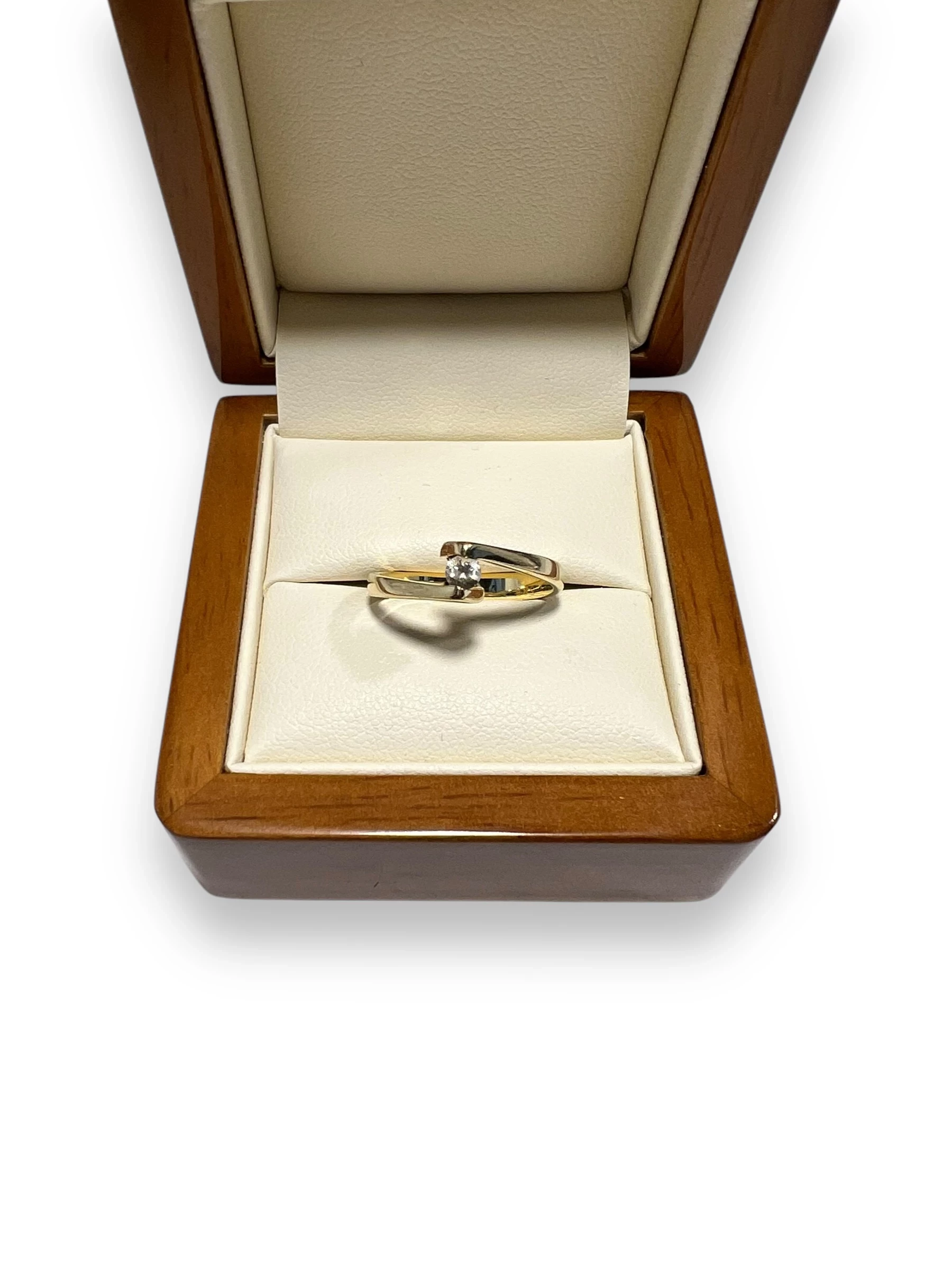 zloty-pierscionek-z-cyrkonia-278g585r15-kamien-17088-128