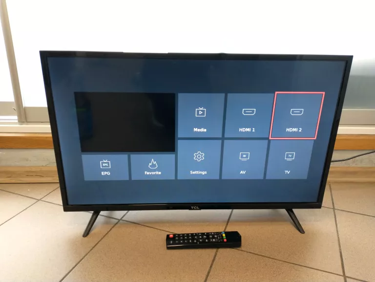 TELEWIZOR TCL 32DD429 +PILOT