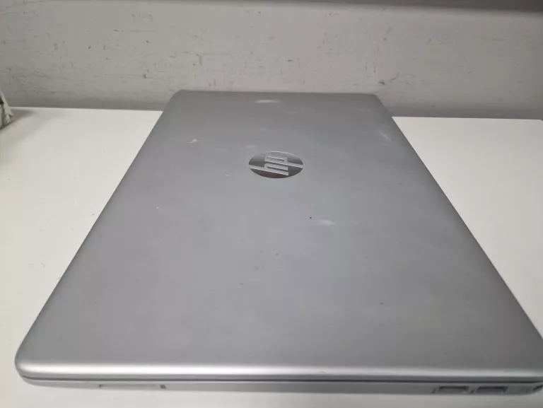 LAPTOP HP 15-DW1000NW 8/256GB I3-1011U WIN11 + ZASILACZ