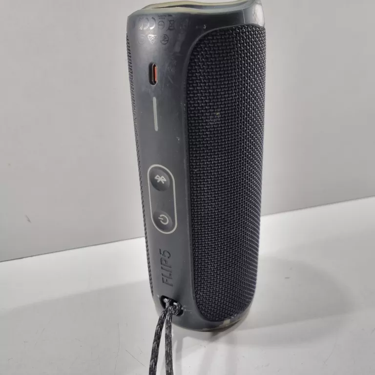 GŁOŚNIK PRZENOŚNY JBL FLIP 5 CZARNY 20 W