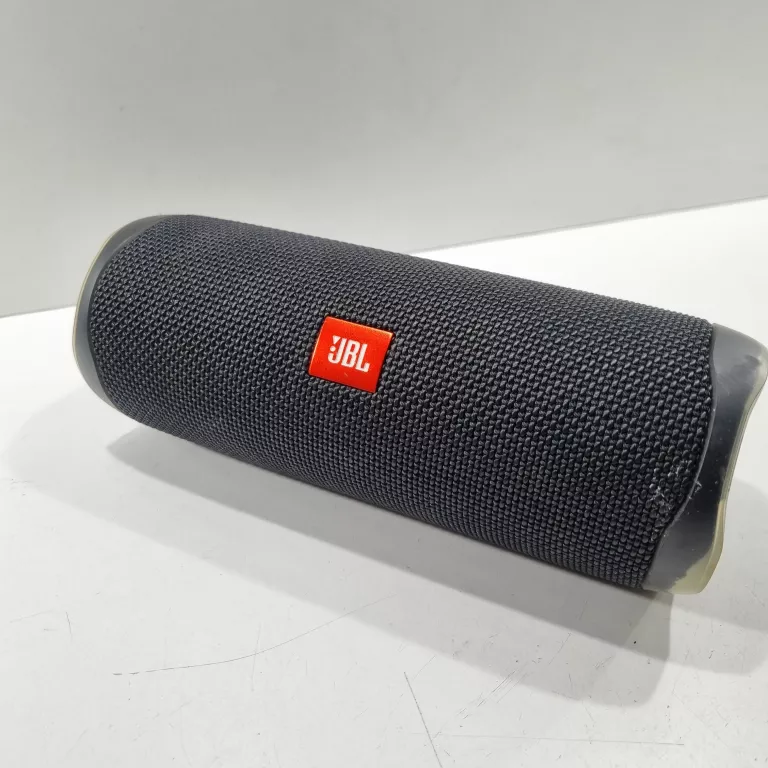 GŁOŚNIK PRZENOŚNY JBL FLIP 5 CZARNY 20 W