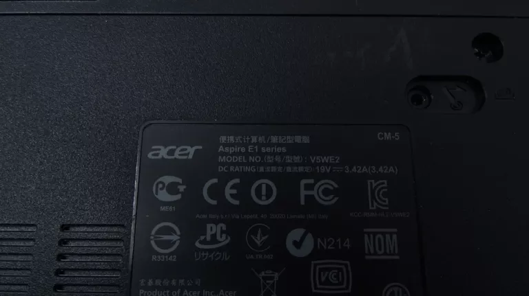 LAPTOP ACER E1 V5WE2 E1-572 I7-4500U 15,6" 8/180GB SSD