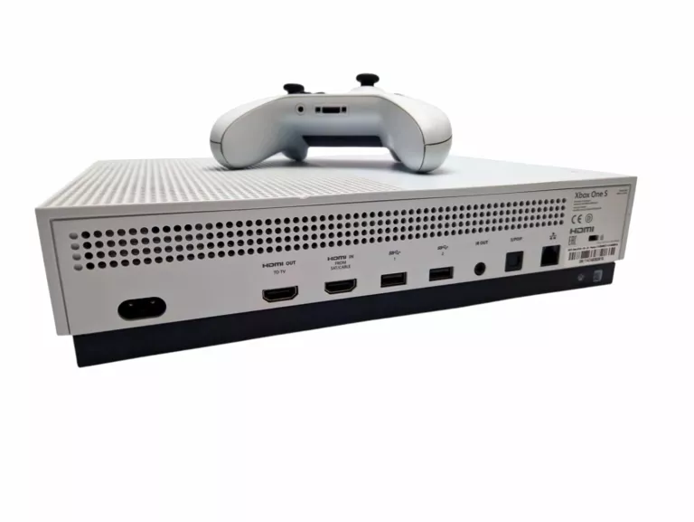 KONSOLA XBOX ONE S - ORYGINALNY PAD - 1TB - FIFA 22 - BDB STAN