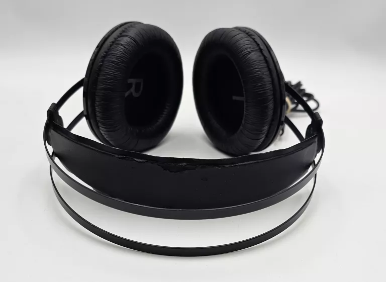 SŁUCHAWKI PRZEWODOWE AKG K52