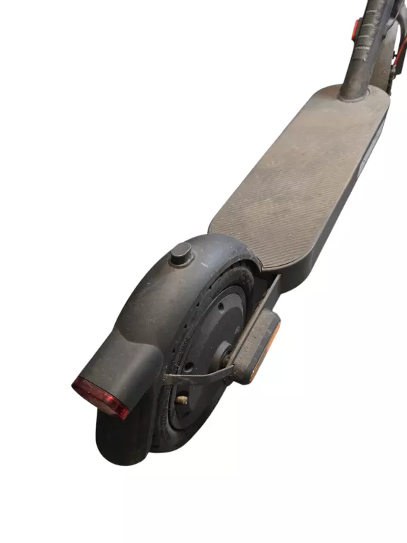 HULAJNOGA ELEKTRYCZNA XIAOMI ELECTRIC SCOOTER 4 PRO 700W, 45KM, 20KM/H
