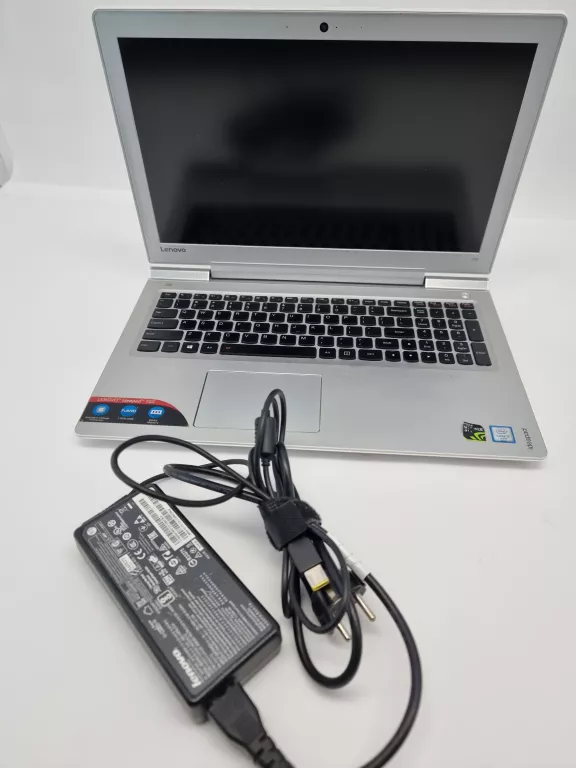 LAPTOP LENOVO IDEAPAD 700-15ISK 15,6 " INTEL CORE I5 8 GB / 512