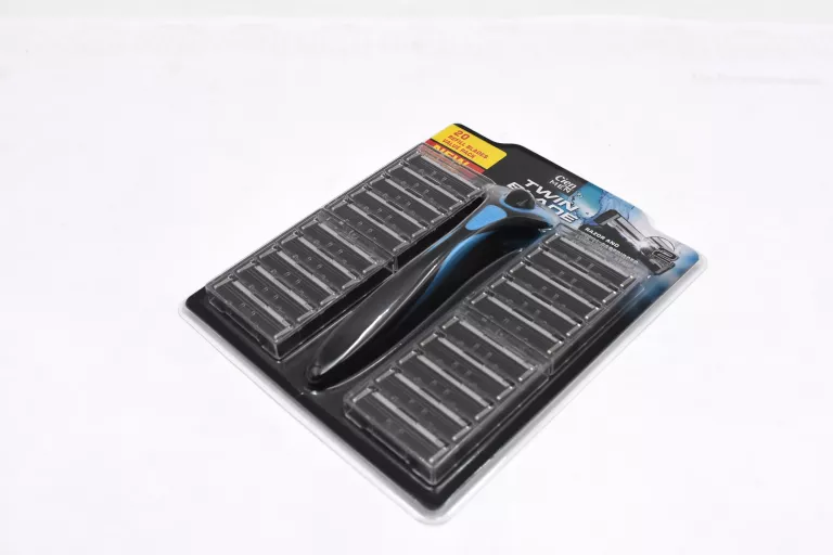 CIEN MEN TWIN BLADE MASZYNKA DO GOLENIA Z WKŁADAMI 1 + 20