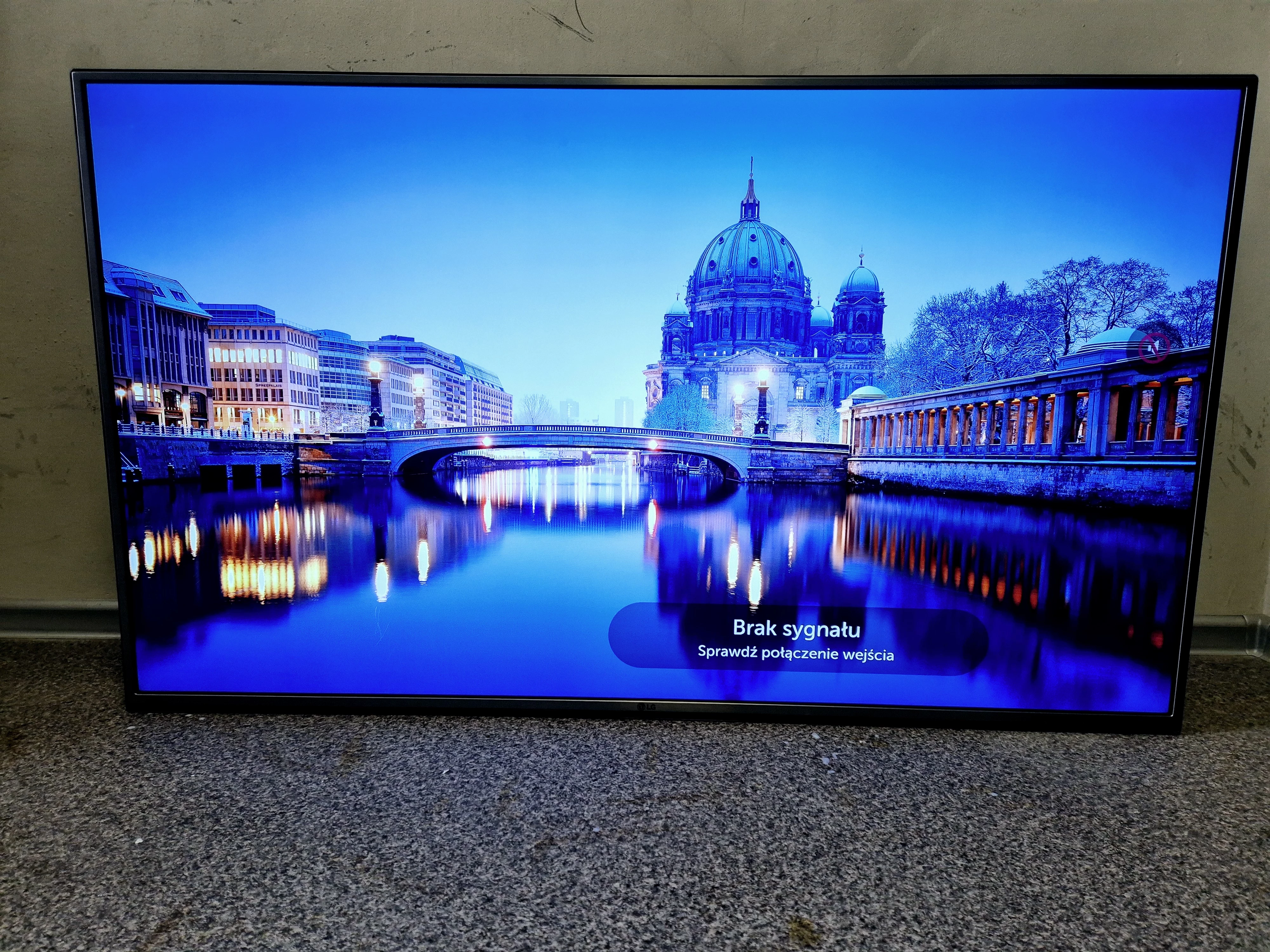 tv-lg-uhd-4k-55uh615v-marka-211398-249486