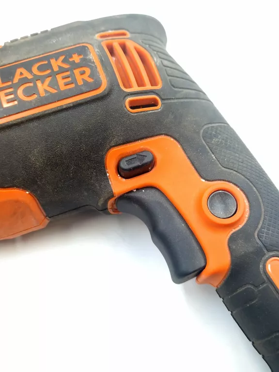 WIERTARKA BLACK&DECKER BEH710