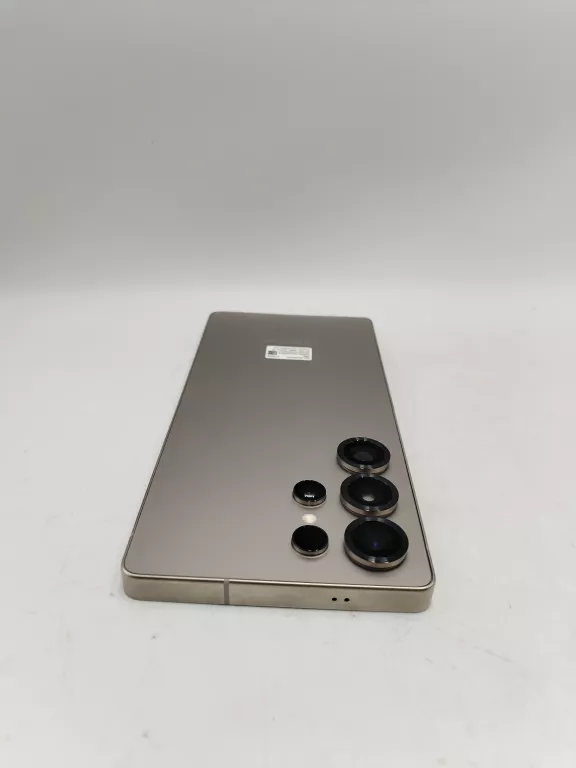 TELEFON SAMSUNG GALAXY S25 ULTRA 12 GB / 512 GB KOMPLET