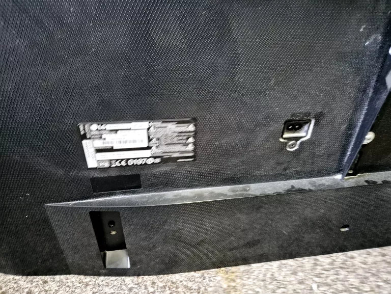 TV LG UHD 4K 55UH615V