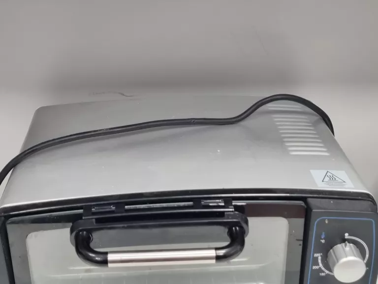 MINI PIEKARNIK TESCO 700W TO9L10