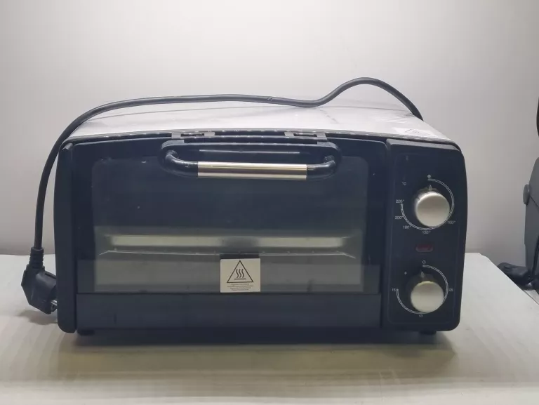 MINI PIEKARNIK TESCO 700W TO9L10