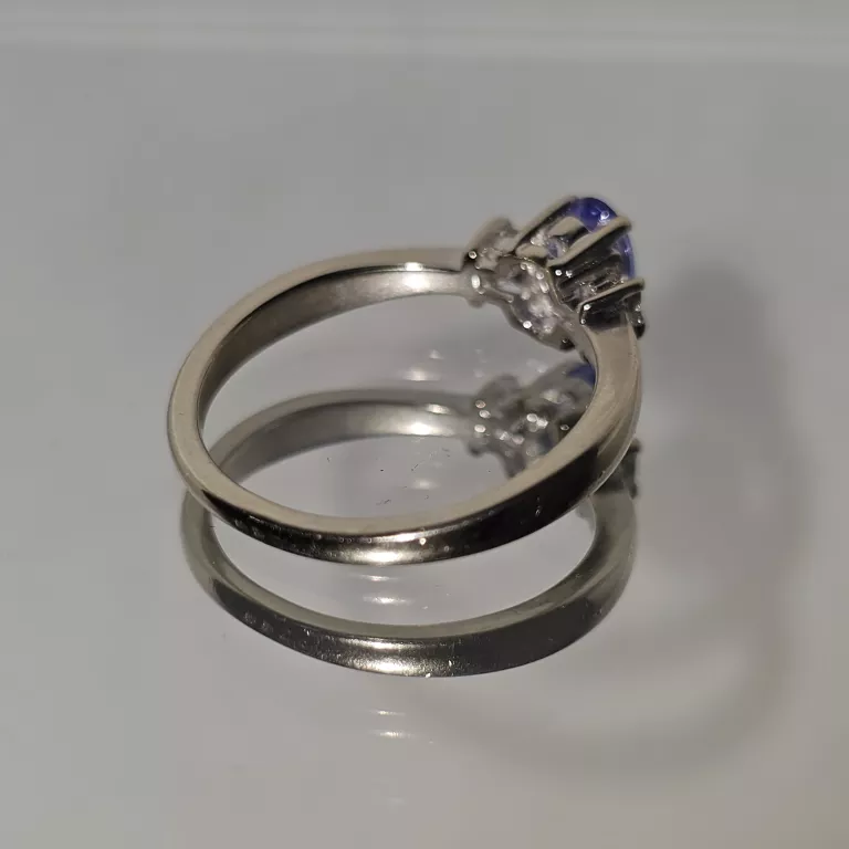 pierscionek-biale-zloto-z-tanzanitem-certyfikat-265g58513-marka-226434-515449