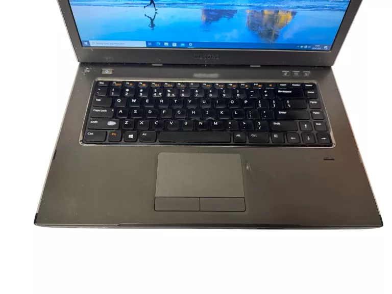 LAPTOP DELL VOSTRO 3560