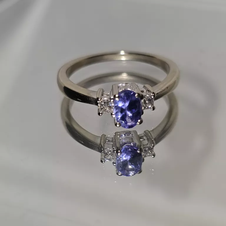 pierscionek-biale-zloto-z-tanzanitem-certyfikat-265g58513-ean-gtin-5906803455854