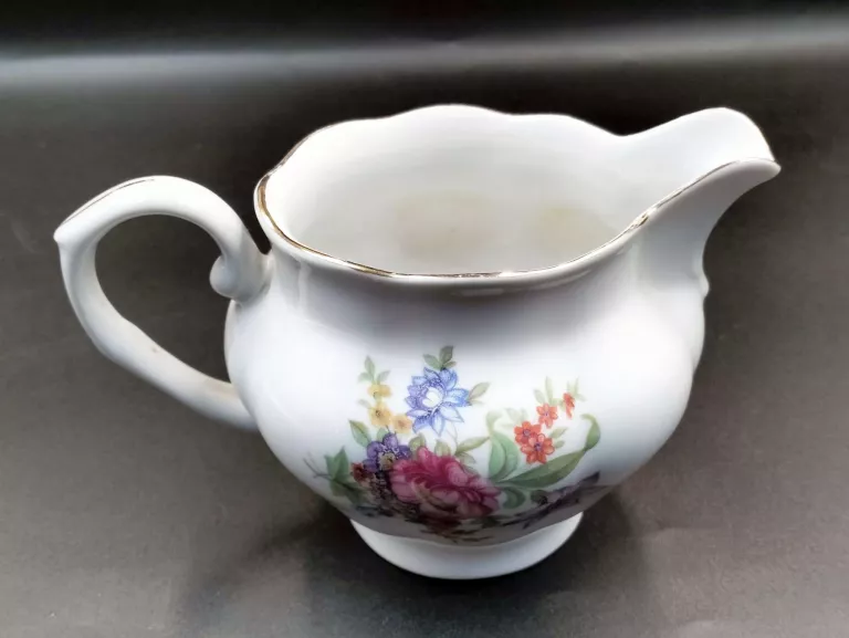 PORCELANOWY MLECZNIK KAROLINA MADE IN POLAND