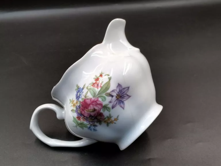 PORCELANOWY MLECZNIK KAROLINA MADE IN POLAND