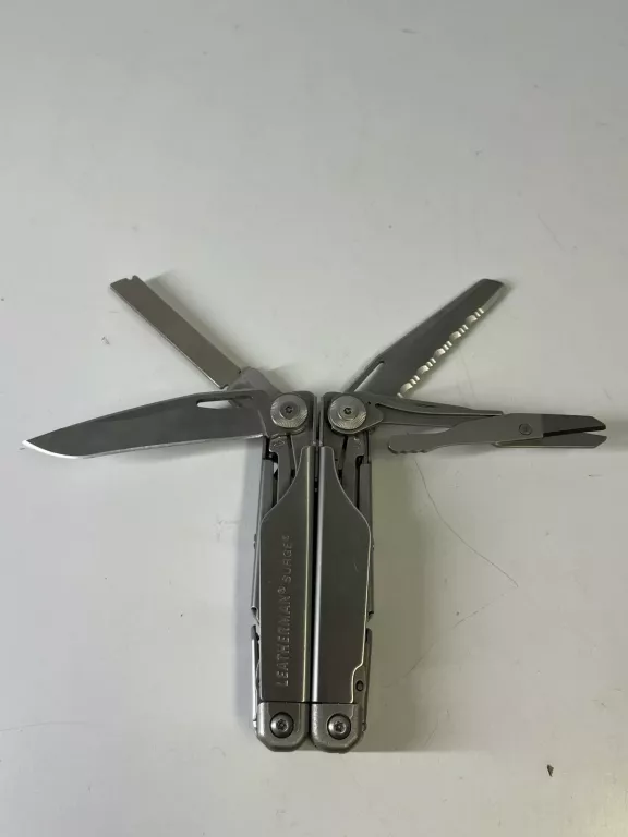 MULTITOOL LEATHERMAN SURGE POLECAM