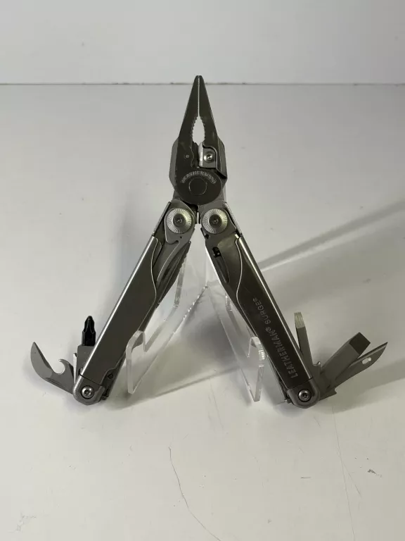 MULTITOOL LEATHERMAN SURGE POLECAM