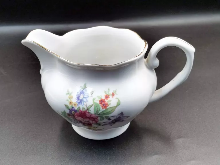 PORCELANOWY MLECZNIK KAROLINA MADE IN POLAND